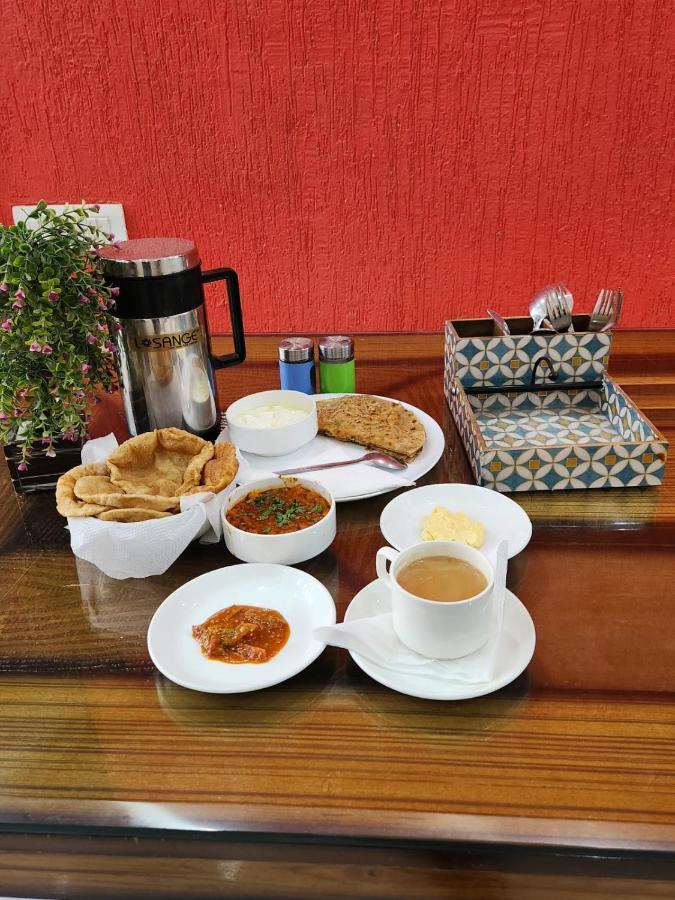 Hotel Ambe Inn By Ambience Delhi Igi Airport New Delhi Luaran gambar